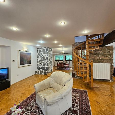Apartment Nina With Private Terrace Tour As Ljubljana Exterior photo